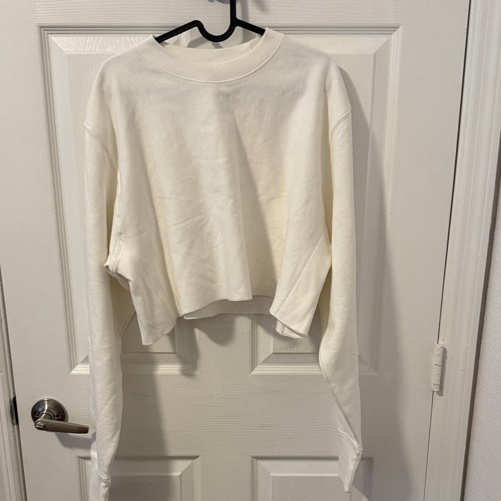 Champion Women's Cream Cropped Sweatshirt